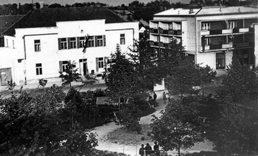 opstina,_park.jpg
